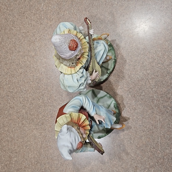 2 Elizabethan Era Musician Statues!!! - Picture 6 of 14